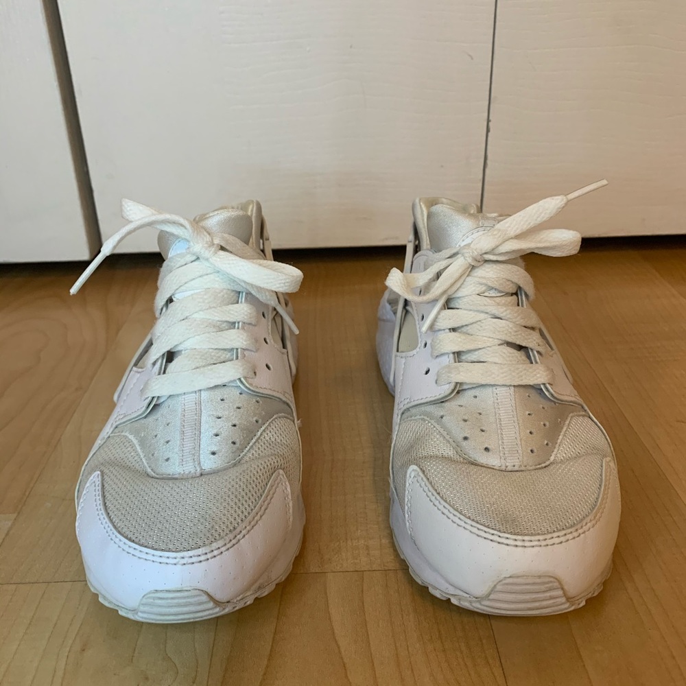 White Huaraches